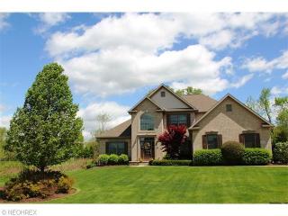 1389 Ashford Glen Ln, Macedonia, OH 44067-1680