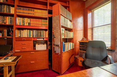 1571 Dyer Rd, Darbydale OH  43123-9738 exterior