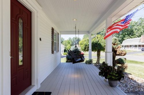 44 Primrose Ln, Bristol, CT 06010-3321