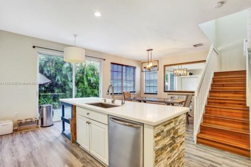 18778 28th St, Hollywood FL  33029-2525 exterior