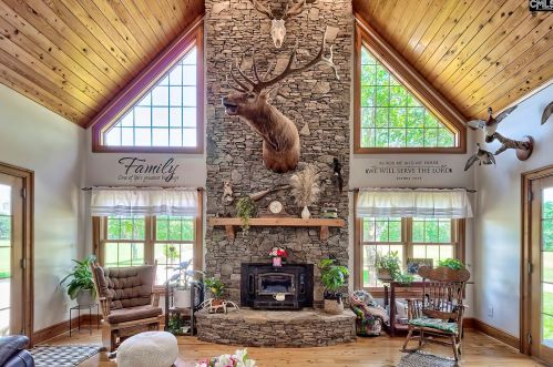 223 Ware Rd, Iva SC  29655-8170 exterior