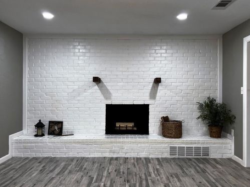 1432 Hurstview Dr, Hurst TX  76053-3950 exterior
