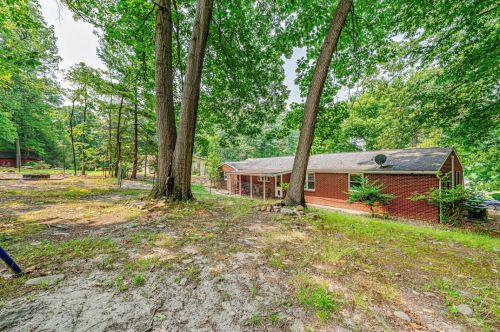 1315 Buckeye St, Connellsville PA  15425-4706 exterior