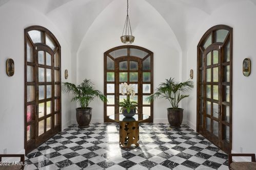 4401 61 St, Scottsdale AZ 85254-1914 exterior