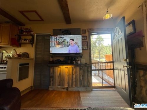 407 Garrick Way, Big Bear City CA  92314-8967 exterior