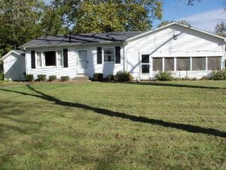 49 Ems B43 Ln, Leesburg, IN 46538-9448