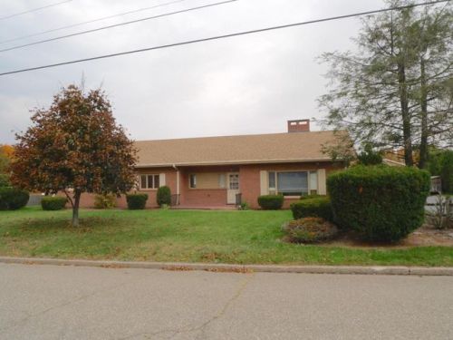 1115 Chestnut St, Hazle Township, PA 18201-6811