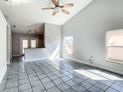 822 Mclean Ct, Orlando FL 32825-6367 exterior