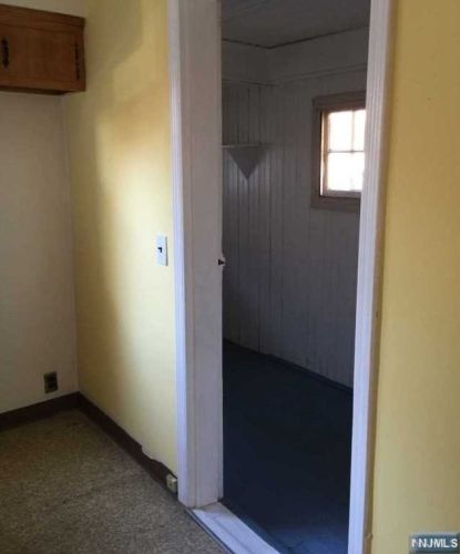 95 Godwin Ave, Ridgewood NJ  07450-3725 exterior