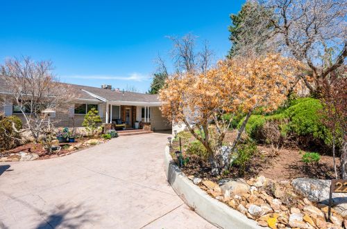 2220 Belaire Dr, Salt Lake City, UT 84109-1413