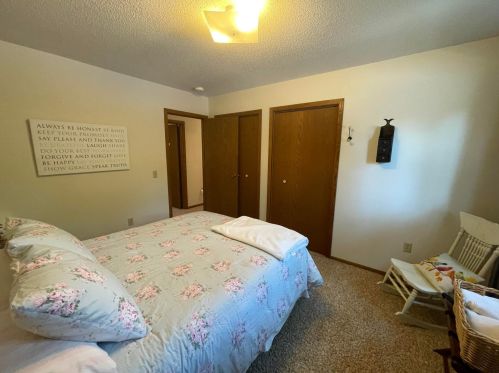 1450 15th St, Willmar MN  56201-2071 exterior