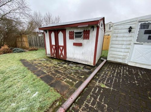 1001 Arlington Dr, Greenville PA  16125-8855 exterior