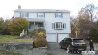 255 Summer Ln, Southold, NY 11971-2126