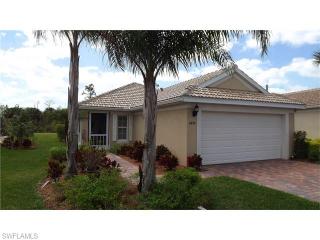 8498 Karina Ct, Naples, FL 34114-2752
