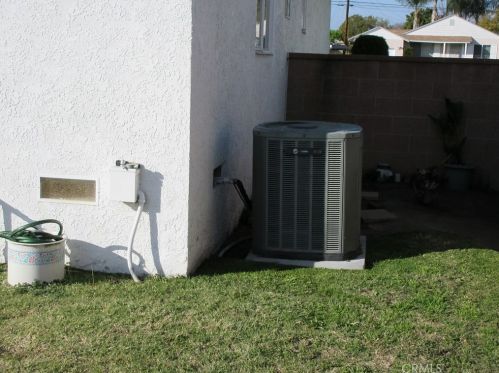 11848 Excelsior Dr, Norwalk CA  90650-5822 exterior