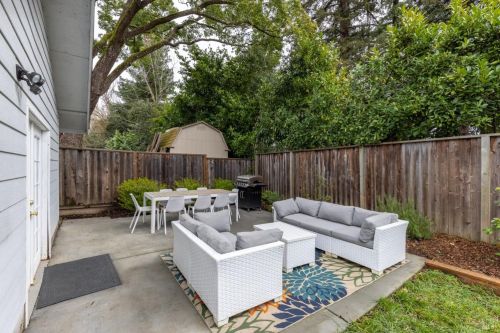 3444 Montgomery Dr, Santa Rosa CA  95405-5142 exterior