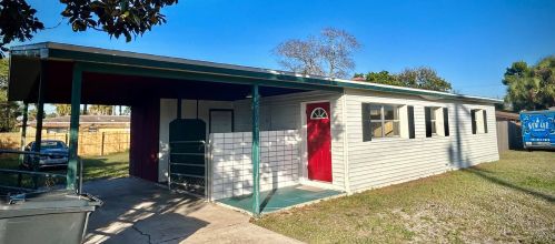 230 Country Club Dr, Titusville FL  32780-8605 exterior