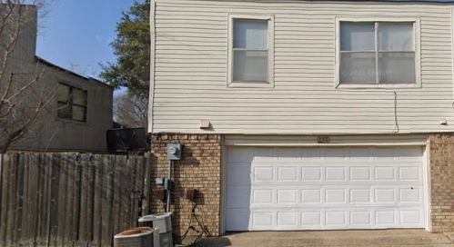 351 Towne House Ln, Richardson TX  75081-3525 exterior