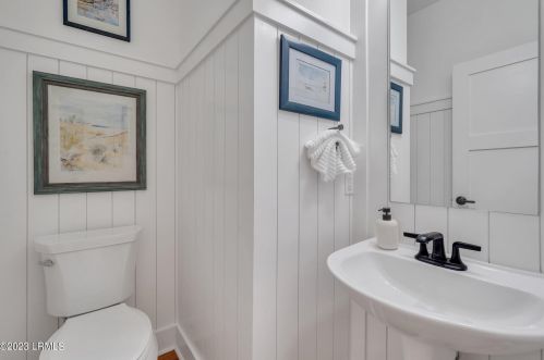 34 Chiffelle St, Bluffton SC  29909-4562 exterior