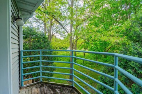 31 Ponwood Cir, Madison WI  53717-1179 exterior