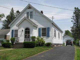 239 Fifteenth St, Schenectady, NY 12306-2409