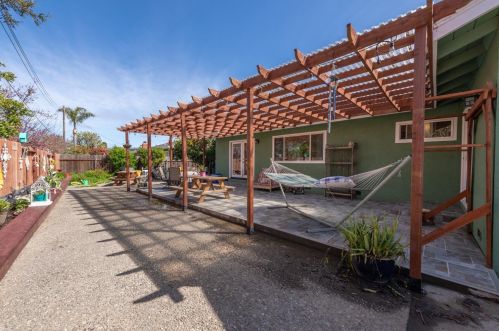 1412 Cottonwood St, Woodland CA  95695-5167 exterior