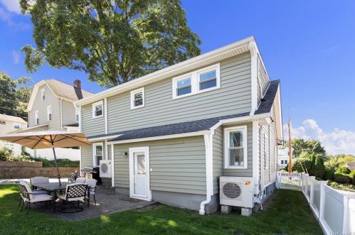 61 Grant Pl, Thornwood NY  10594-1435 exterior