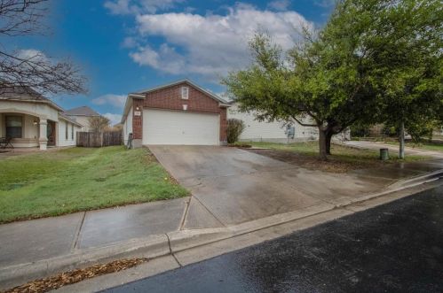 2015 Ashberry Trl, Georgetown TX  78626-8174 exterior