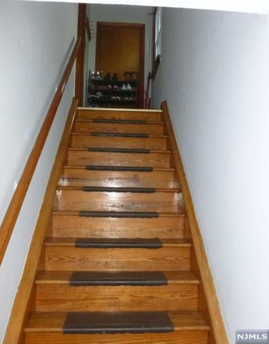 3 Lewis St, Nutley NJ  07110-3345 exterior