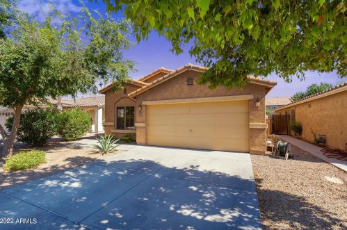 2886 Kristina Ave, Queen Creek, AZ 85142-6716