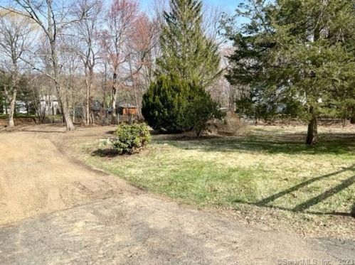 25 Atwood Rd, Woodbury CT  06798-2324 exterior