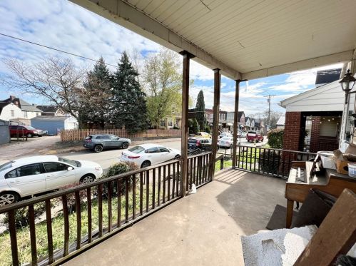 7341 Burton St, Pittsburgh, PA 15218-2523