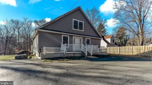 1702 Harvey Rd, Wilmington, DE 19810-4216