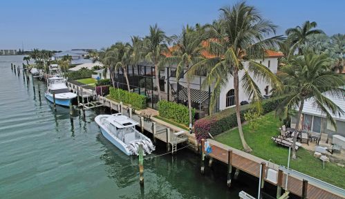 1061 Gulfstream Way, West Palm Beach FL  33411-1816 exterior