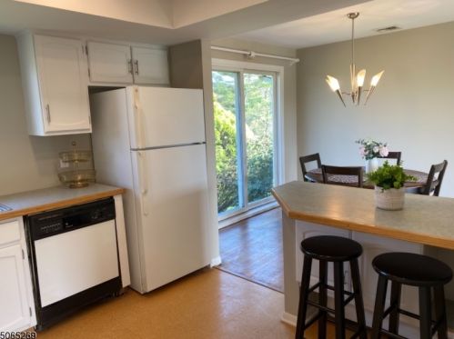 13 Linvale Rd, East Amwell Township NJ  08551-1413 exterior