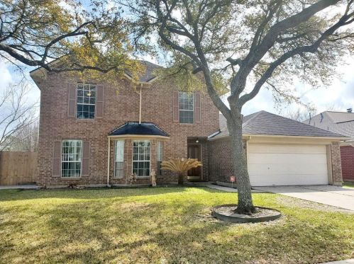 4901 Archway Dr, Morgans Point, TX 77571-2877