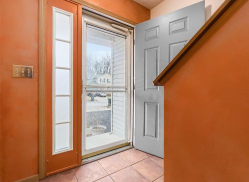 7896 Fairfax Loop Dr, Blacklick, OH 43004-9112