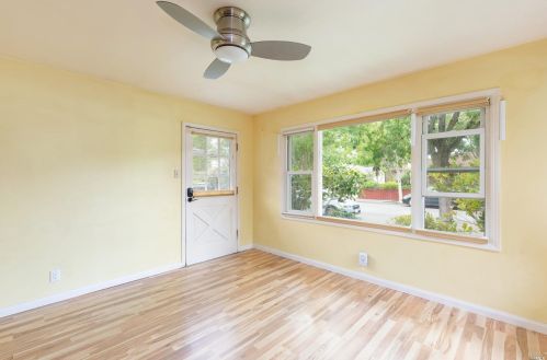 2128 Hvn Dr, Santa Rosa CA 95404-3221 exterior