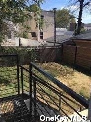 94-27 87th St, Jamaica NY  11421-1301 exterior