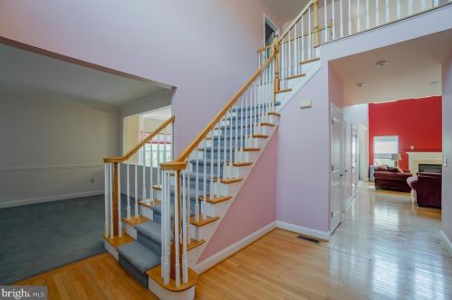 2054 Canyon Creek Rd, Gilbertsville PA  19525-7000 exterior