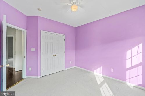 1116 Keokuk Ter, Leesburg VA 20176-6665 exterior