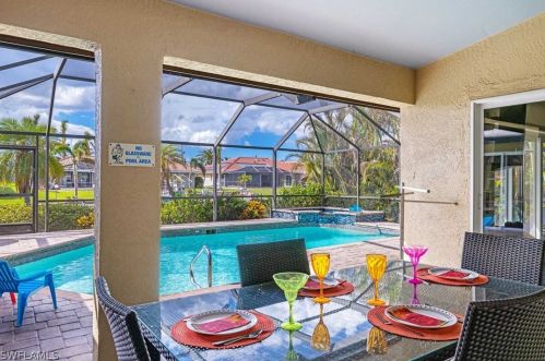 2836 19th Pl, Cape Coral, FL 33904-4015
