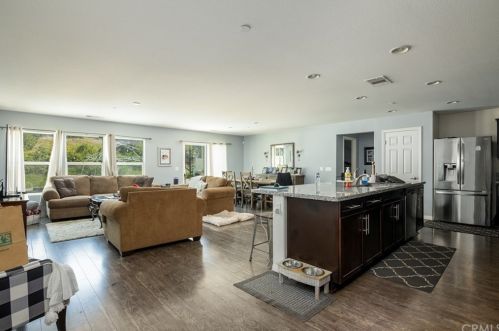 4167 Ladrillo St, Lake Elsinore CA  92530-2016 exterior