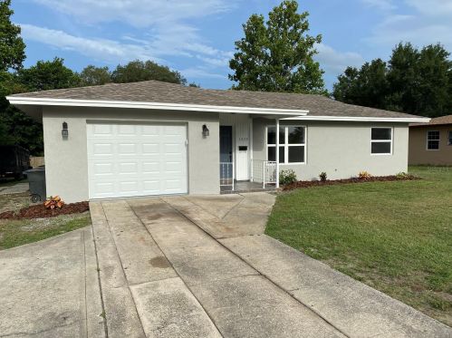 1039 Deltona Blvd, Deltona, FL 32725-6951