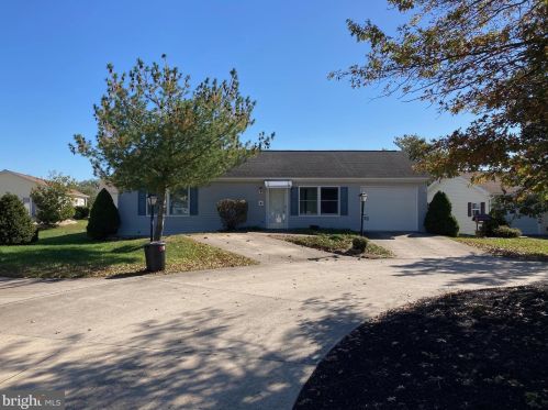 550 Honeysuckle Ct, Lincoln Colliery, PA 17963-9752