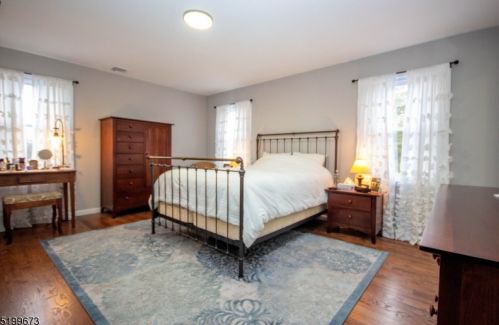 1 Mountain View Dr, Wantage NJ  07461-3032 exterior