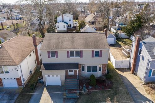 2724 Anthony Ave, North Bellmore, NY 11710-4622