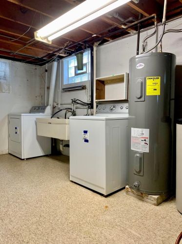 210 Berens St, Dyer IN  46311-2106 exterior