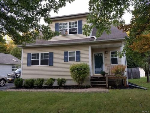 35 Pleasant Ave, Middletown, NY 10940-4313