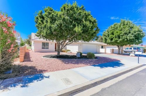 15860 Candlewood Dr, Victorville, CA 92395-4814